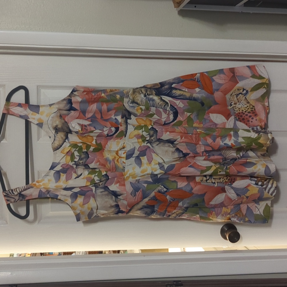 Safari print dress with pockets!